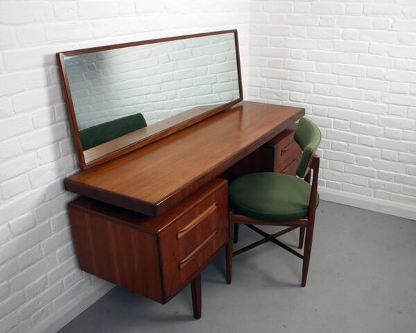 Abacus_Studio's tweet photo. Just got this lovely G Plan dressing table in, early Christmas present for yourself or the misses?!! http://t.co/VoPvvM1Zkk