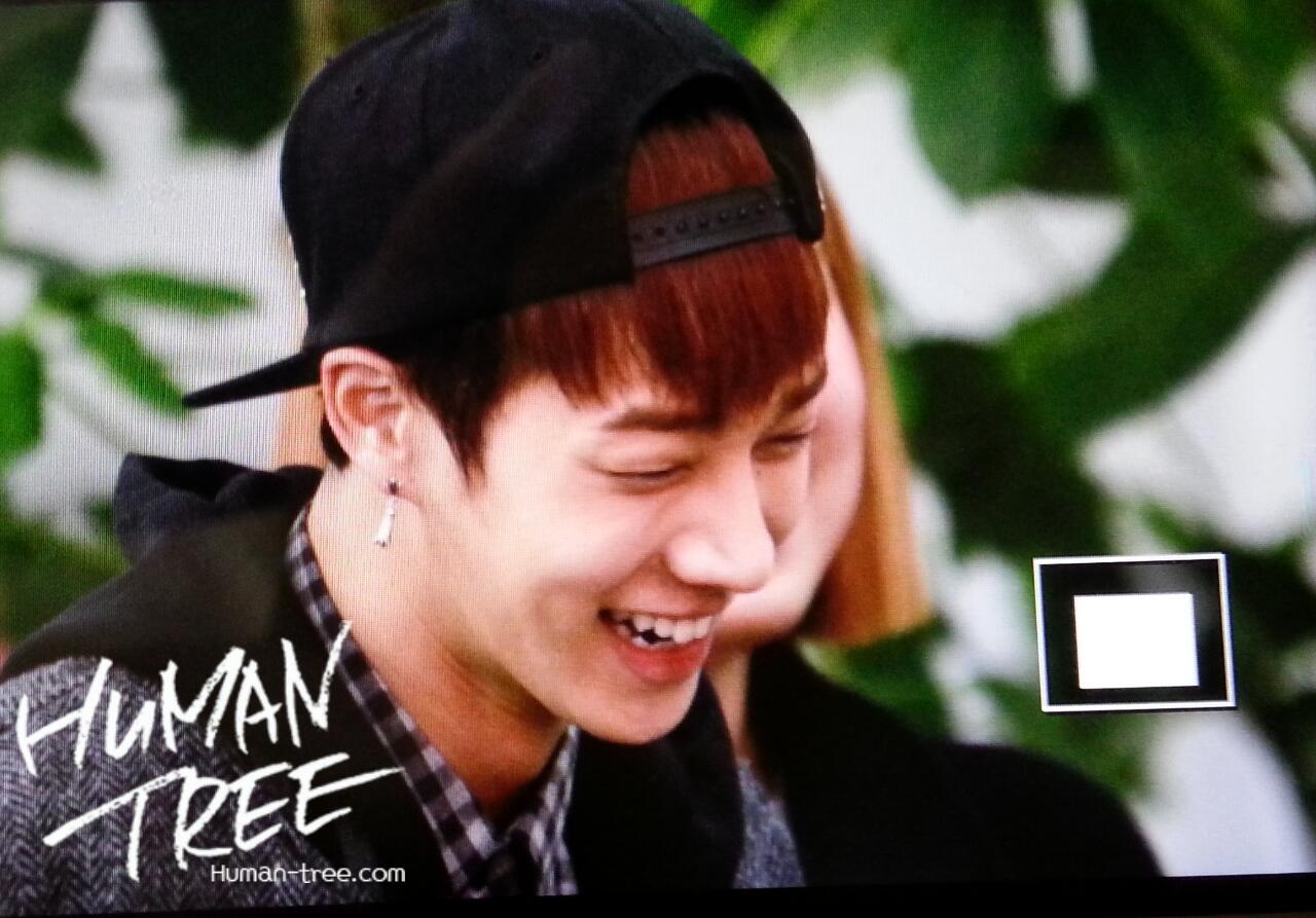 BZYuOZZCAAATgQF.jpg:large