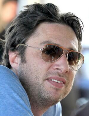 Ivoldar's tweet photo. @zachbraff What happened here? :D http://t.co/abtps30vul