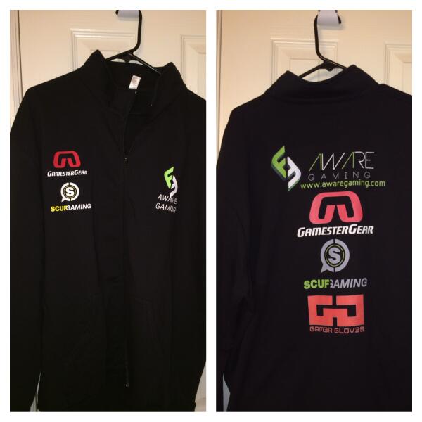AwareGaming's tweet photo. And a special new jacket we thought we would try out. http://t.co/mXeVaIwXv4