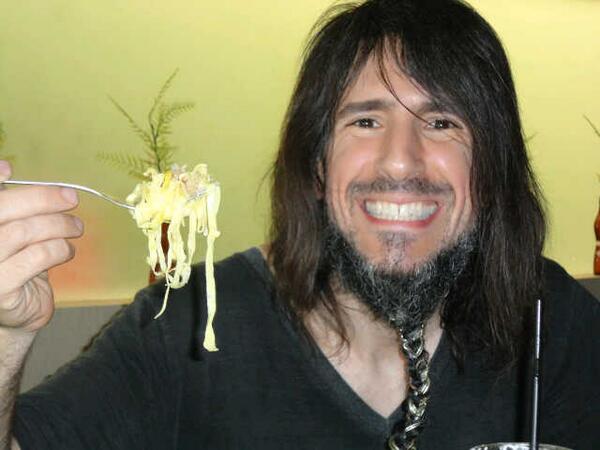 TjahjaPratama's tweet image. @bumblefoot #sambals \m/