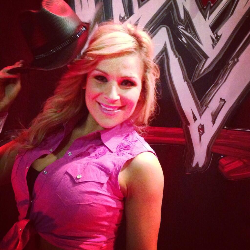 BZZiuy5CYAAd37r.jpg:large