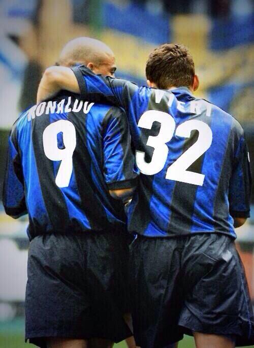 vieri_bobo's tweet photo. The fantastic duo http://t.co/ueAGaY0LMT