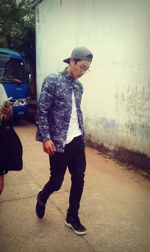 BZ_8x54CMAAD_a3.jpg:large