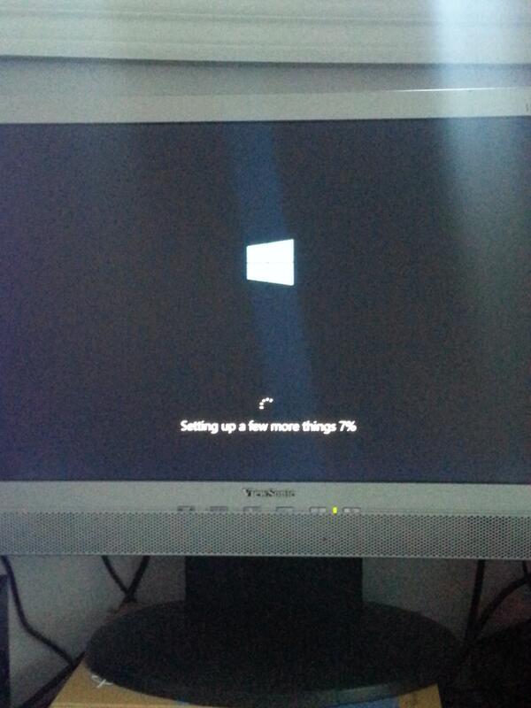 Peter_Faull's tweet photo. Stop messing with me microsoft. B done already http://t.co/1shYyro3Bc