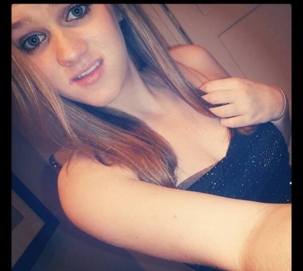 LoveBeccaBrooke's tweet photo. I miss Tennessee <3
#DixieStampede #PartyDressOn http://t.co/ADoBBsETj9
