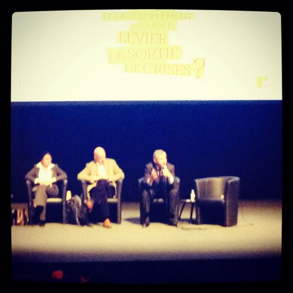 guide_durable's tweet image. Philippe Pelletier (Plan Bâtiment Grenelle) &quot;43% des énergies en France est consommé par les bâtiments&quot; #andd  RT...