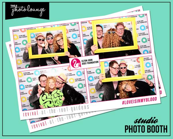 kellyhoppen's tweet photo. Such fun x MT @photo_lounge1 Fun in @photo_lounge1 with .@AlanCarr &amp; @IMKellyHoppen on Sun to benefit the fab .@ejaf http://t.co/PUsHHf0B26