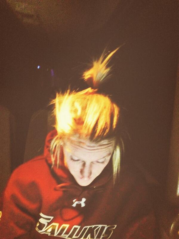 AmandaHanneman's tweet image. Only one with my light on. #studystruggle