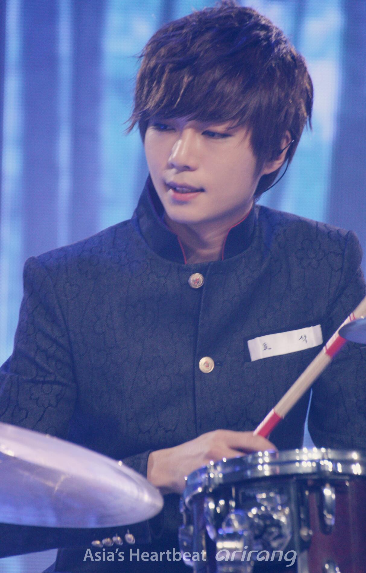 BZabFM0CUAA-1QG.jpg:large