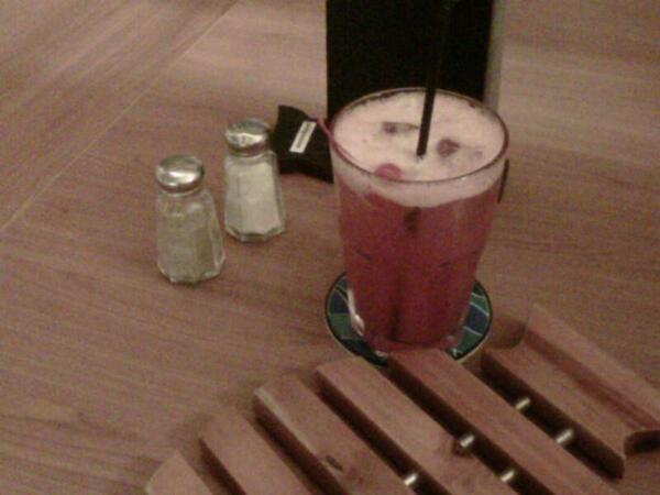 AnnaYoma's tweet photo. Segernya pinkpassion@FishnCoINDO@openrice_id http://t.co/shKzdDbLKU