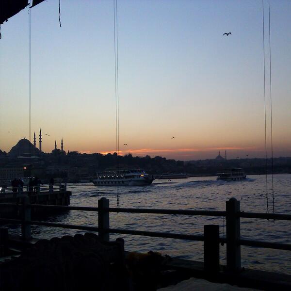 Gunesin batisi va bunu galatajuniorda keyifle izlemek #OlmasıGerekenŞeyler