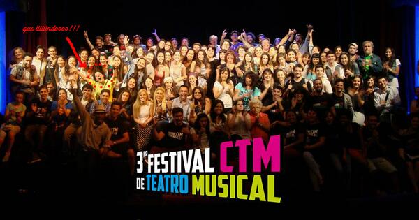 el personal del <a href="/ctm_musical/">CTM</a>, una golondrina amarilla y tooooooodos los artistas..FIESTON!!!!