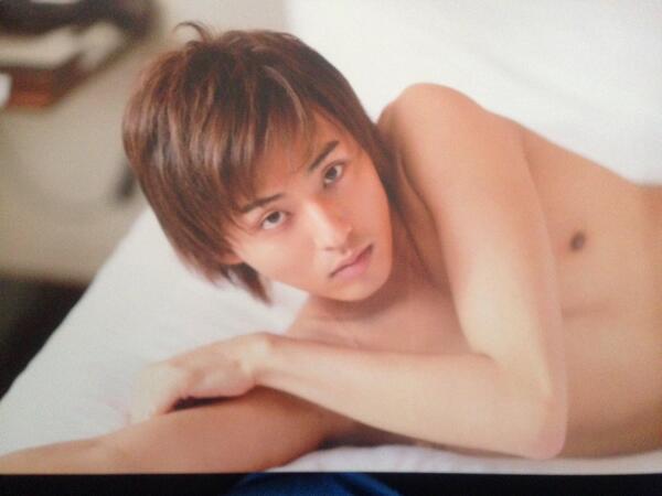delusionartisan's tweet photo. “うわ…さっき入れたチョコ、もう溶けてる…。お前ん中熱過ぎだから。すっご…トロトロになってる、ほら…指入れたらチョコつくし。舐めてもいい？チョコ味のお前…味わわせてよ。”ってチョコレートプレイをする藤ヶ谷さんください。 http://t.co/WaDDKx0p9D