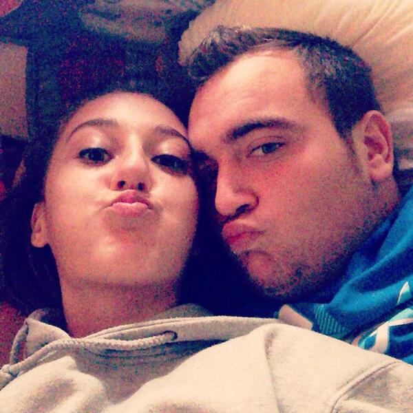 EvaPitufa06's tweet photo. Eres lo mejor @HectorSanchez06 te quiero muuuucho! 😘😊 http://t.co/3Sof4ZAH3u