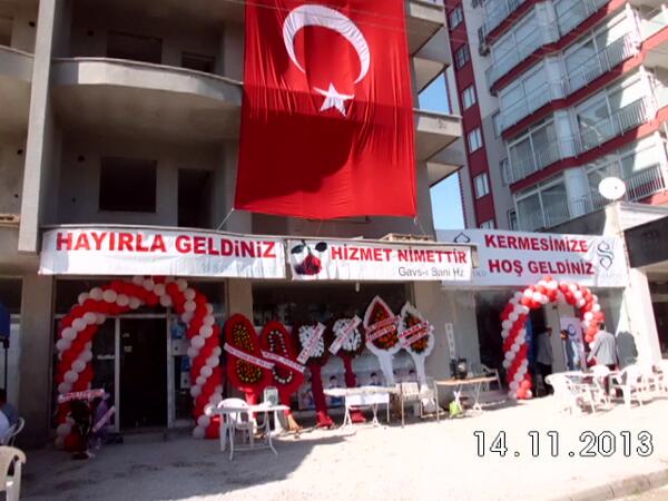 'HAYIRLA GELDİNİZ' VE 'HİZMET         NİMETTİR'  DÜSTURUYLA AÇILAN KERMESİMİZ 1 HAFTA DAHA HİZMETİNİZDEDİR