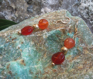 NahuelCrea's tweet photo. AROS ORO GOLD-FILLED CON PIEDRA CORNALINA CÓDIGO - EKO305 $10.000.- http://t.co/5kbQa34Bci