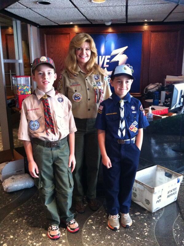 KellyShrode's tweet photo. Scouts from Pack 380 getting ready to talk about Scouting for Food on WAVE 3 news. http://t.co/qupwBppYTY