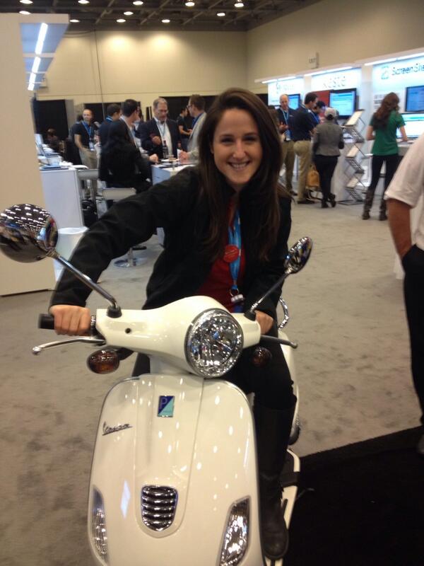 roxanaf28's tweet photo. Oh yeah! #IVDF13! Living the #DF13 http://t.co/siVnjahoa0