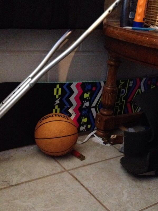 teddy_newsom's tweet image. #randomcorner a crutch, a basketball, walking boot, and snowboard