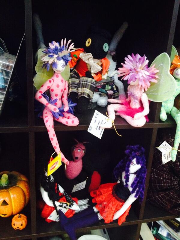 MillyThreadmill's tweet image. Bunnies, fairies and goth girls #goodmix