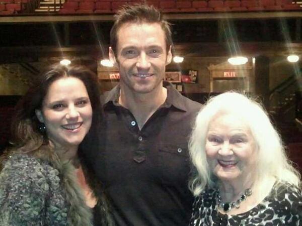 ChelyseHarrill's tweet photo. @iTunesMovies #AskHughJackman When are you coming back to Broadway? You were great! http://t.co/CdpJzgSn7t