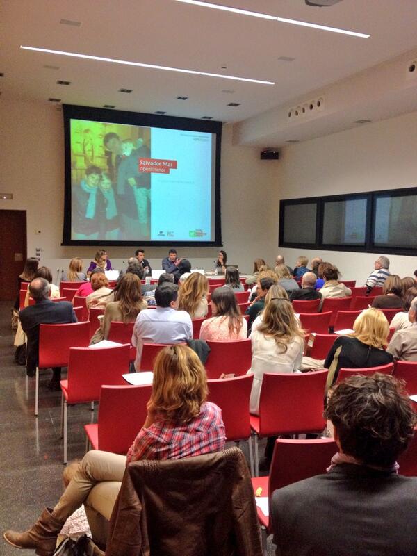nacho_mas's tweet photo. La experiencia de Salvador Mas para #chiquiemprendedores de @estrategas con @lamardeana en #DPECV2013 http://t.co/JC0LxPJm9i