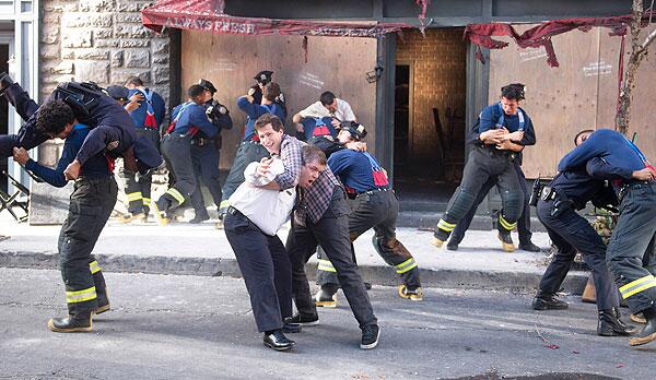 TheTVJunkies's tweet photo. WHAT is happening in tonight's new ep of @Brooklyn99FOX? @pattonoswalt guests http://t.co/PcxqSSDr63