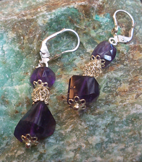 NahuelCrea's tweet photo. AROS DE PLATA CON PIEDRA AMATISTA CÓDIGO - EKO306 $10.000.- http://t.co/RKZRdjqOBP