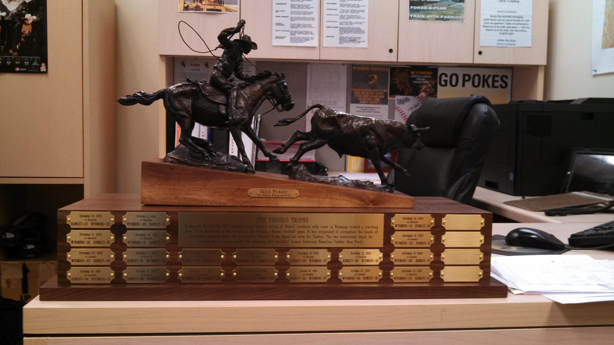 BZdXss_CMAAYONP.jpg:large