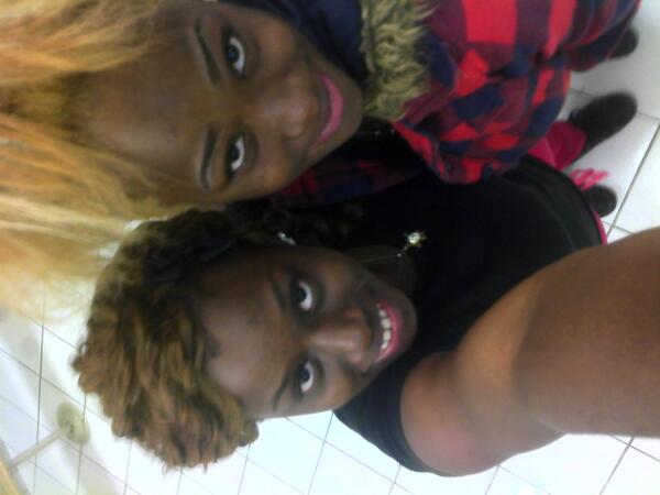 Auria2013's tweet photo. Me and my best friend http://t.co/5zJz8jlO9d