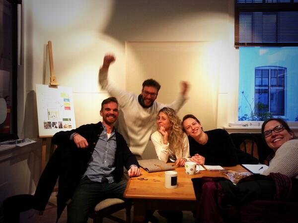 Great meeting <a href="/MundoDenHaag/">Mundo Den Haag </a> with #hosting team. Designing 1st steps for new culture in #coworking #hnw