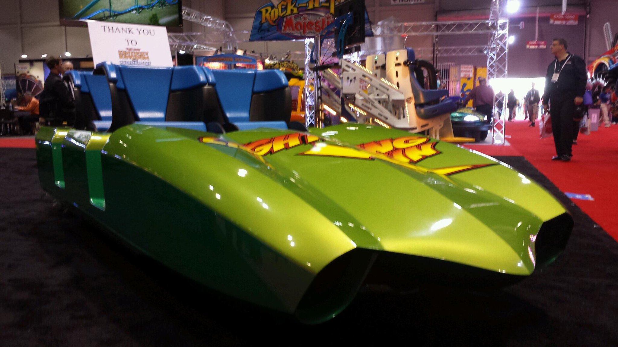 BZdqhOfIQAAdLE_.jpg:large