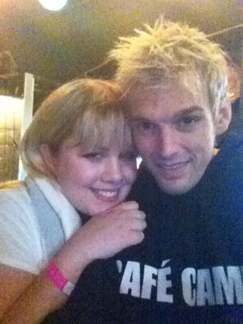 @xtmdblink28x @AARONCARTER Here's a more clear picture. He took this himself :)