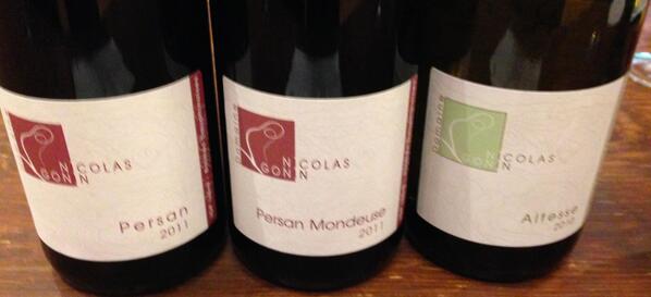 theLocalSip's tweet photo. @chambersstwines http://t.co/RPULxJDzsp