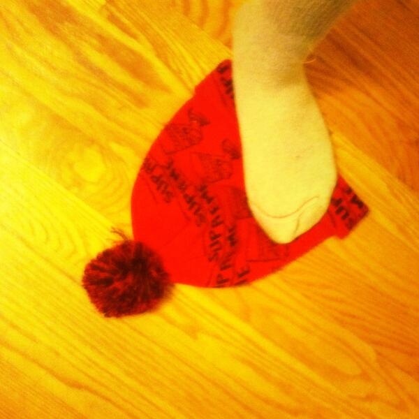 saintFLOSSY's tweet image. Fuck the beanie #str8LikeDat #Disrespect #Throwinsalt