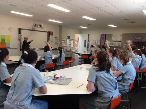 6ccggs's tweet photo. Scientists at the Senior School #CGGS http://t.co/VxadtFzWPF