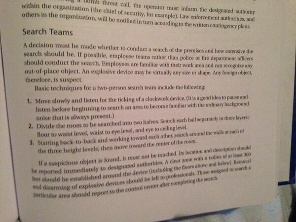 L4Leo___'s tweet image. People gotta know this nowadays. #BombThreatResponse