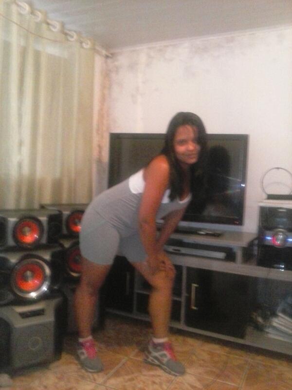 1000Samanta's tweet image. 