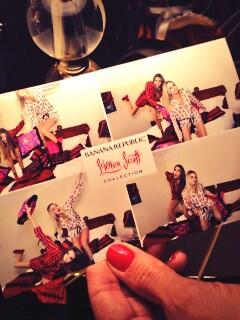 BananaRepublic's tweet photo. #ThisIsGlam photo booth fun at the #BRLWren preview event! http://t.co/eZmI5WKbkX