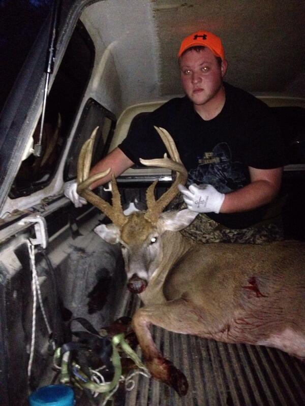 VJulian50's tweet photo. 2013 buck #Indiana #whitetaildeer @DeerGear @WhitetailPropTV @buckcommander7 http://t.co/pKuze0EtjU