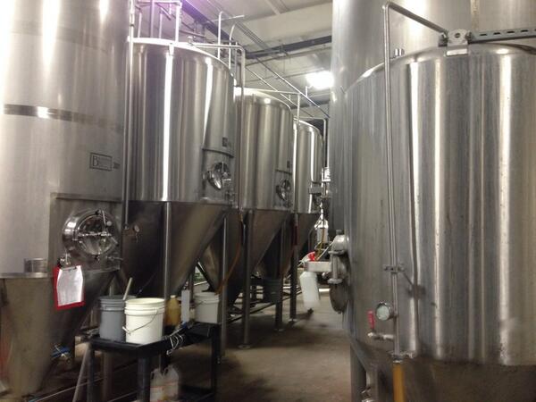 FlyfisherG's tweet photo. Nashville SME 43 Tour at Yazoo Brewing Company...The owner is a mechanical engineer #coolnerd http://t.co/a0KhNvKM0l