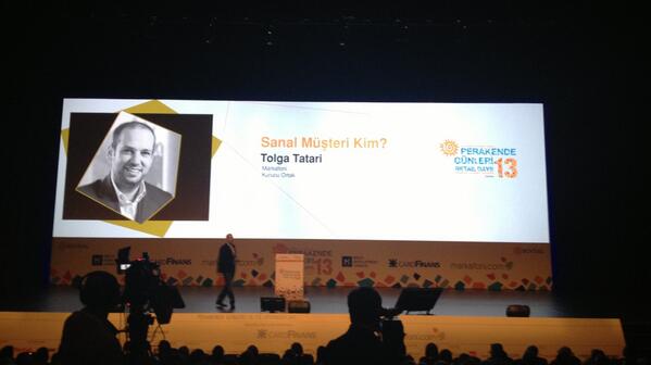markafoni's tweet photo. #PG2013'te Markafoni kurucu ortağı @TolgaTatari Türkiye'de e-ticaret dünyasının segmentlerini anlatıyor. @PG_Soysal http://t.co/1vNWRi0jMD