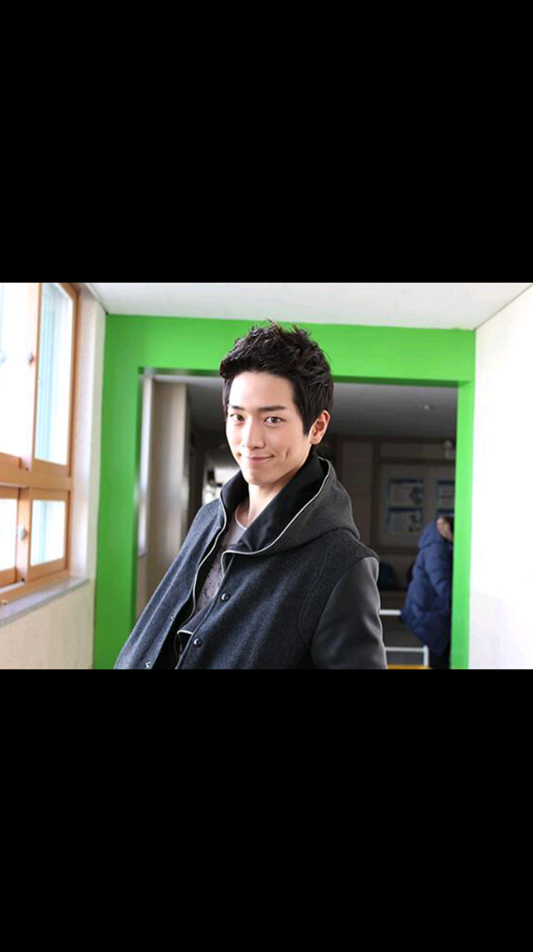 gangjoon_b tweet picture