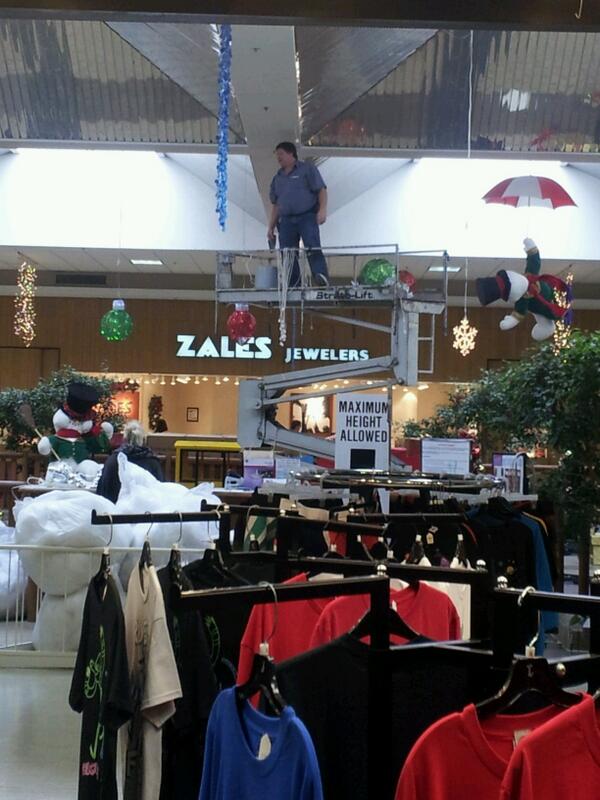 ObseRabbitHeart's tweet photo. Its not even #Thanksgiving yet!! http://t.co/GuMT7Qjvfa