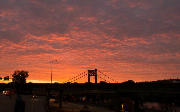 _jim's tweet image. Glorious morning on the Fort Pitt bridge
