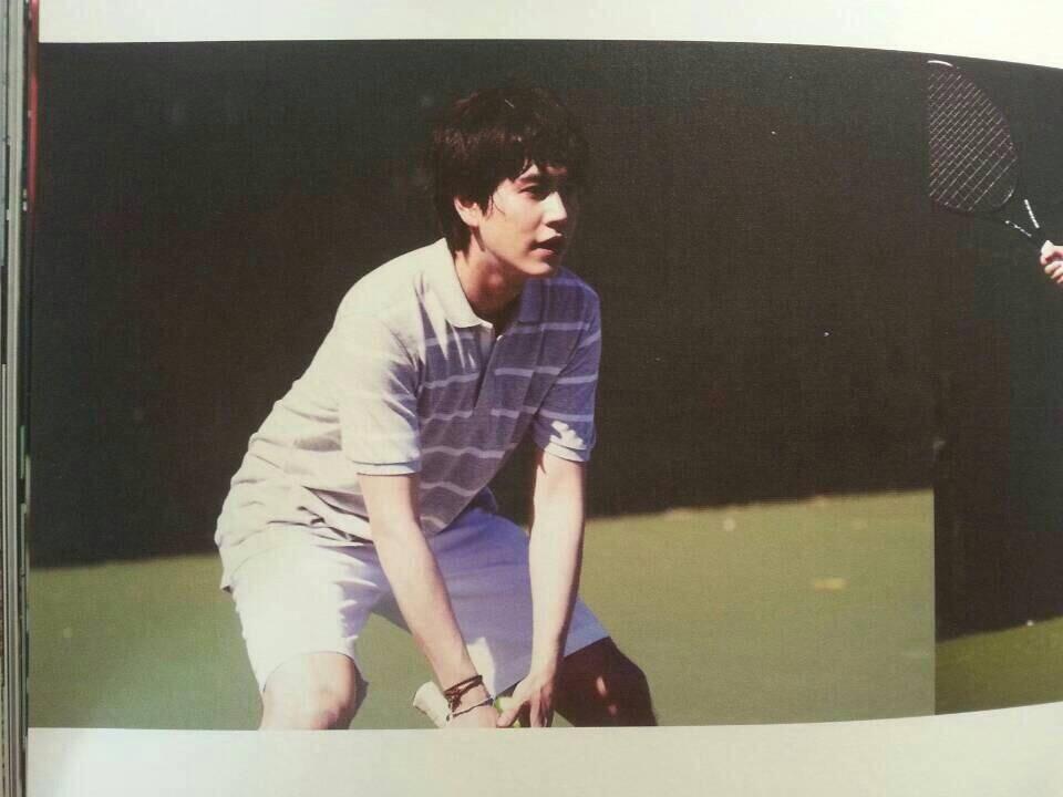 BZhh69eCEAA0jKz.jpg:large