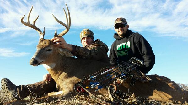 ZKRESS's tweet image. How about a RT for my 2nd BBD in a week one in IN this one in IL @TheCrushTV  @TaylorDruryDOD @DB_Realtree