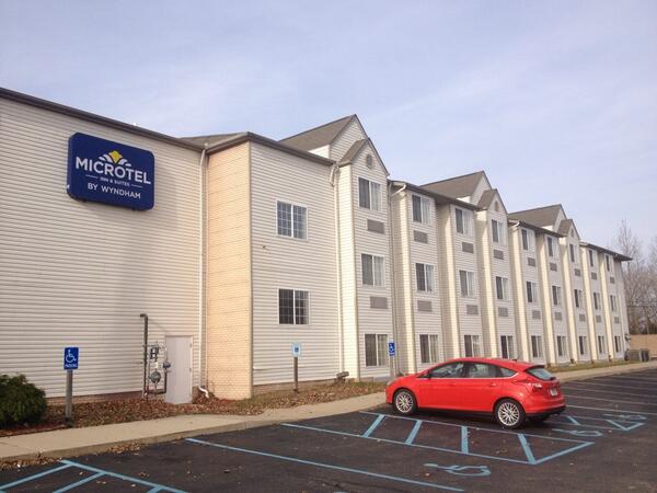 Microtel Inn & Suite tweet media