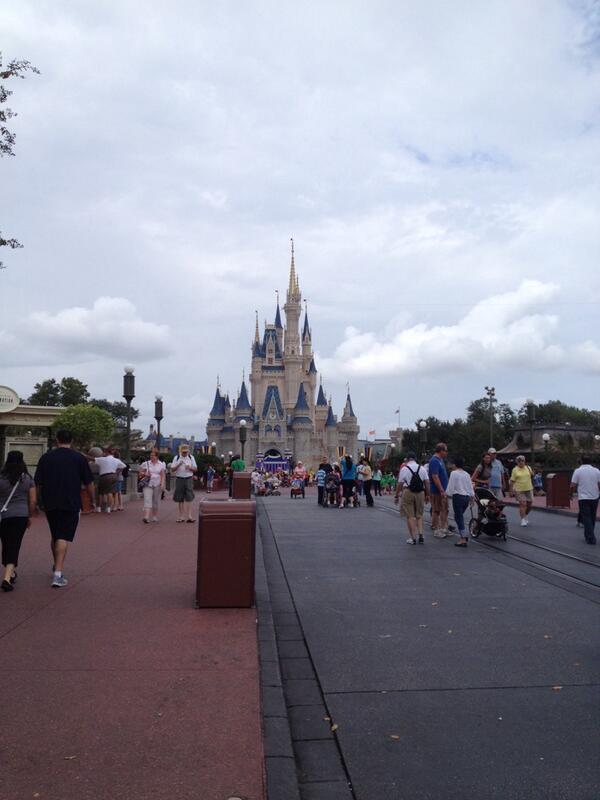 WDWproblems's tweet image. Guess where I am!
